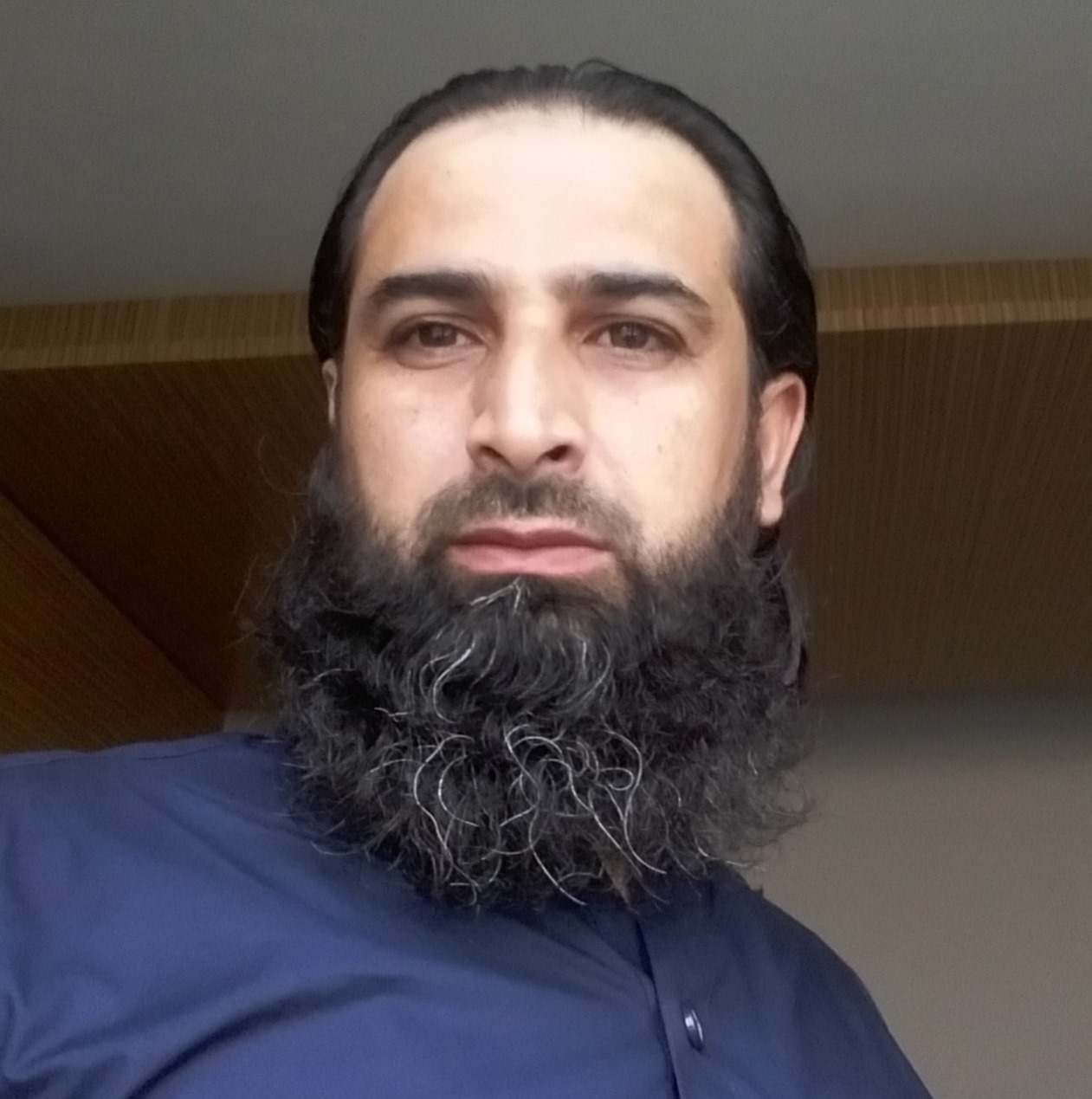 Waqar Hussain